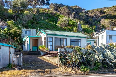 Photo of property in 974 Thames Coast Sh25 Road, Kereta, Thames, 3575