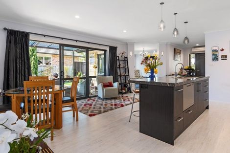 Photo of property in 14 Bathurst Crescent, Pyes Pa, Tauranga, 3112