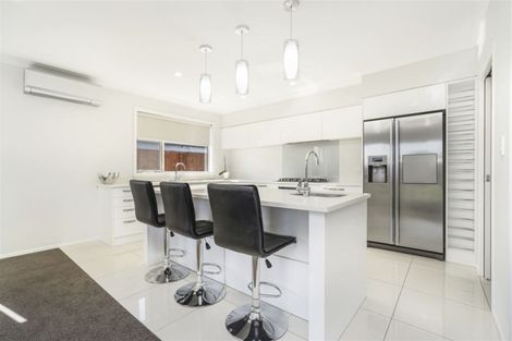 Photo of property in 4 Waltham Place, Rototuna North, Hamilton, 3210