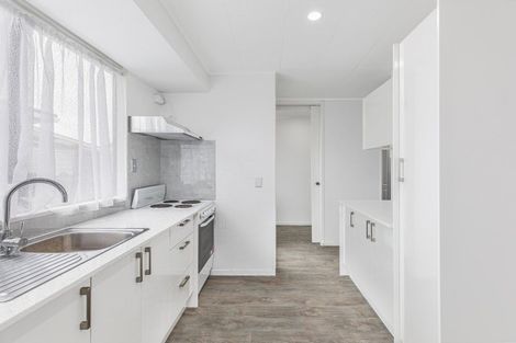 Photo of property in 2/45 Dominion Road, Papakura, 2110