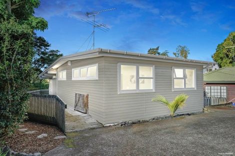 Photo of property in 1/7 Odette Road, Totara Vale, Auckland, 0629