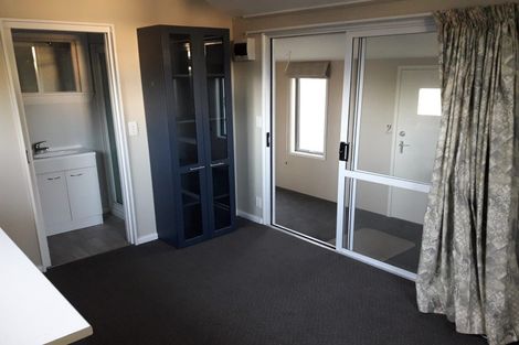 Photo of property in 9 Collins Street, Addington, Christchurch, 8024