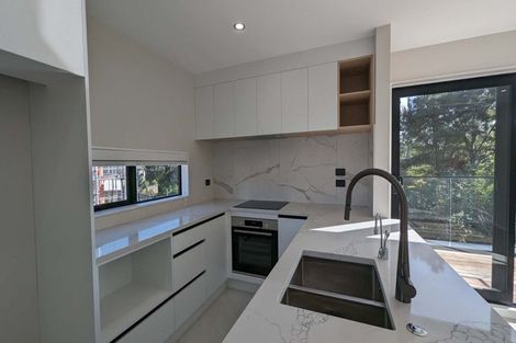 Photo of property in 8 Henry Blyth Lane, Greenhithe, Auckland, 0632