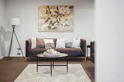 Photo of property in 2 Stonebridge Road, Temple View, Hamilton, 3289