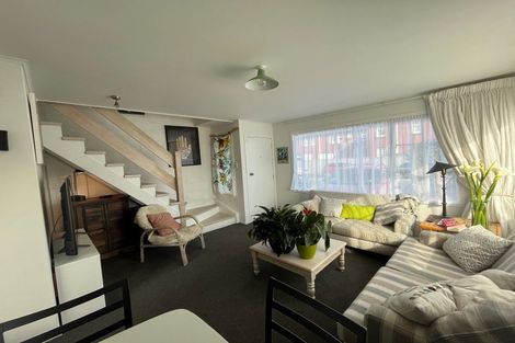 Photo of property in 2/31 Campbell Terrace, Petone, Lower Hutt, 5012