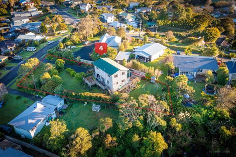 Photo of property in 4 Robertson Street, Raglan, 3225