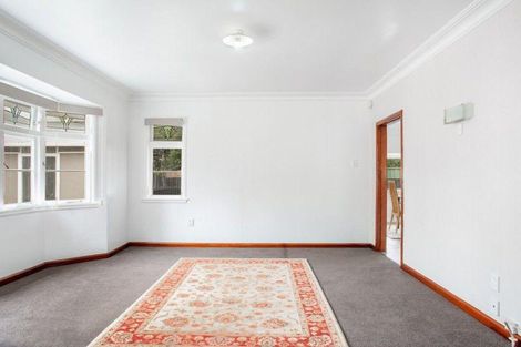 Photo of property in 92 Te Aroha Street, Hamilton East, Hamilton, 3216
