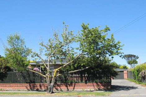 Photo of property in 309 Wairakei Road, Bryndwr, Christchurch, 8053