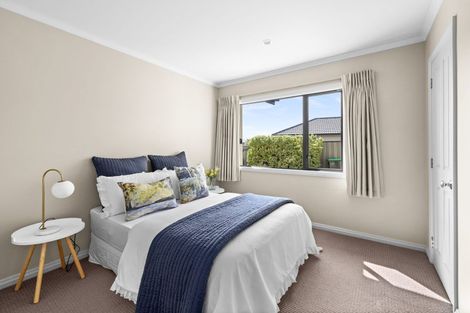 Photo of property in 12 Merlot Drive, Greenmeadows, Napier, 4112