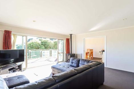 Photo of property in 11 Greenstone Place, Aotea, Porirua, 5024