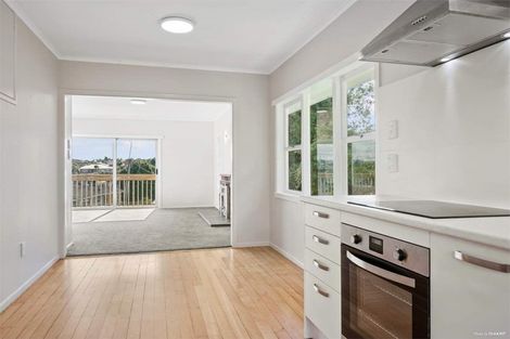 Photo of property in 26 Bond Crescent, Forrest Hill, Auckland, 0620