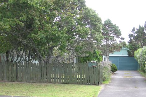Photo of property in 1/20a Tramway Road, Beach Haven, Auckland, 0626