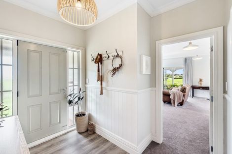 Photo of property in 191 Pukenamu Road, Te Horo, Otaki, 5581