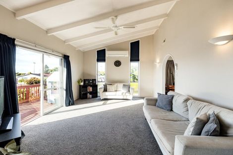 Photo of property in 10 Millar Place, Nawton, Hamilton, 3200