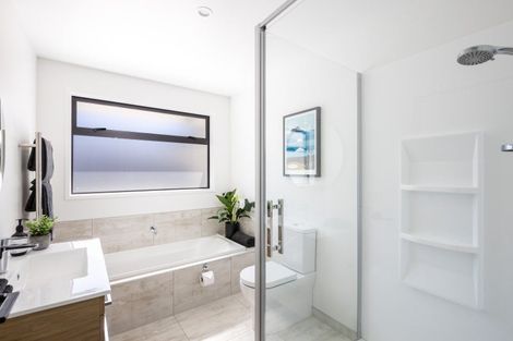 Photo of property in 10 Pa Tuna Lane, Hurdon, New Plymouth, 4310