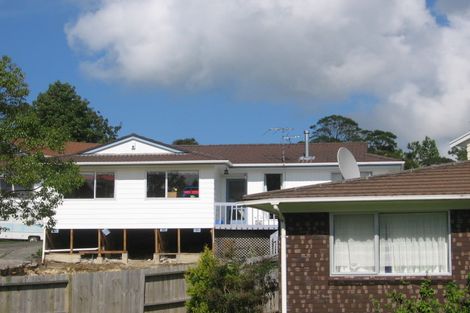 Photo of property in 15 Pimento Place, New Lynn, Auckland, 0600