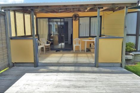 Photo of property in 286 One Tree Point Road, One Tree Point, 0118