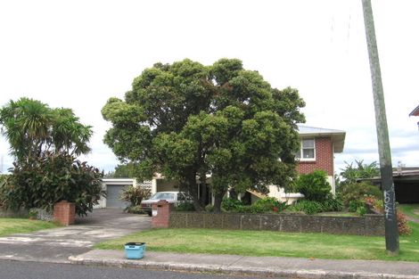 Photo of property in 102 Panorama Road, Mount Wellington, Auckland, 1060