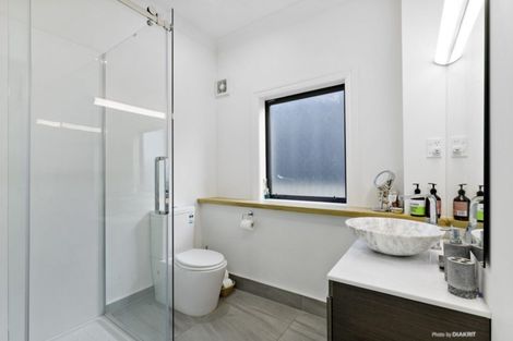 Photo of property in 27 Petherick Crescent, Johnsonville, Wellington, 6037