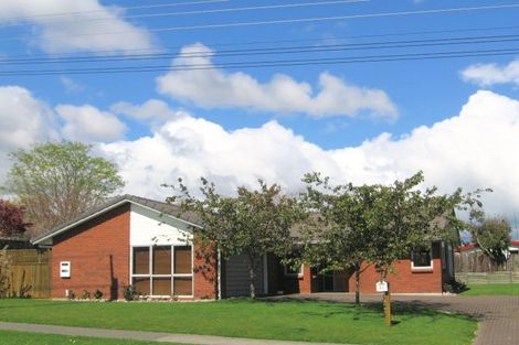 Photo of property in 21 Basley Road, Owhata, Rotorua, 3010