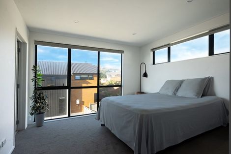 Photo of property in 34 Seafarer Crescent, Stanmore Bay, Whangaparaoa, 0932