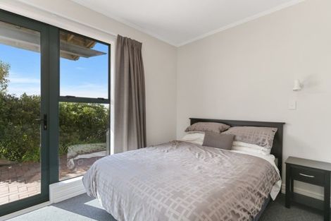 Photo of property in 46 Apuka Street, Brooklyn, Wellington, 6021