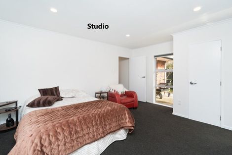 Photo of property in 8 Aintree Crescent, Awapuni, Palmerston North, 4412