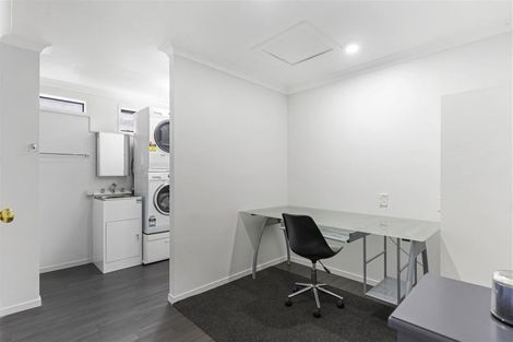 Photo of property in 20a Ocean View Road, Hatfields Beach, Orewa, 0931