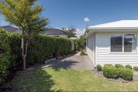 Photo of property in 30 Charlotte Drive, Omokoroa, 3114