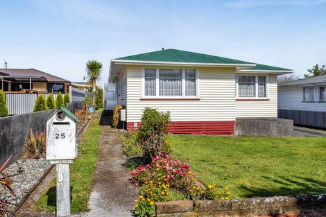 Photo of property in 25 Orlando Street, Stratford, 4332