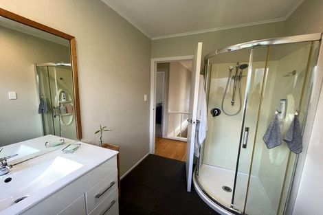 Photo of property in 34 Marriott Road, Pakuranga, Auckland, 2010