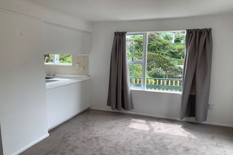 Photo of property in 105a Awarua Street, Ngaio, Wellington, 6035