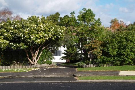 Photo of property in 41 Churchill Road, Cockle Bay, Auckland, 2014