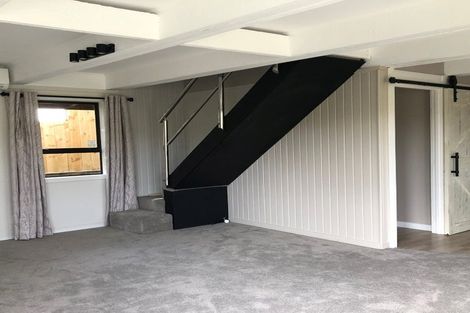 Photo of property in 1/17 Weldene Avenue, Glenfield, Auckland, 0629