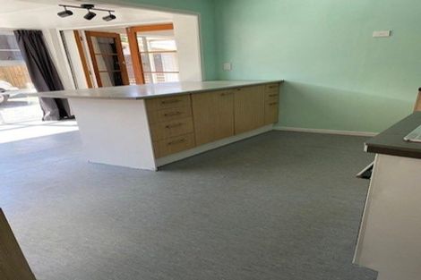 Photo of property in 8a Newnham Terrace, Upper Riccarton, Christchurch, 8041