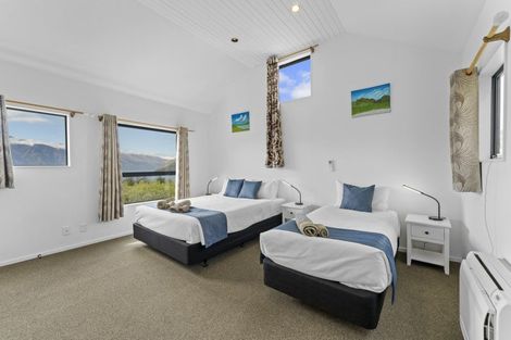 Photo of property in 24 Sainsbury Road, Fernhill, Queenstown, 9300