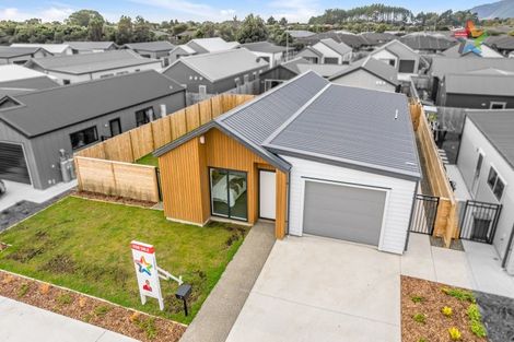 Photo of property in 8 Rotoiti Place, Paraparaumu, 5032