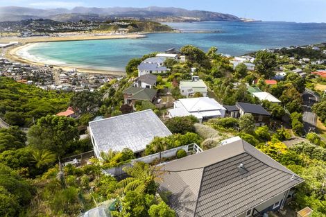 Photo of property in 25a Houghton Bay Road, Houghton Bay, Wellington, 6023