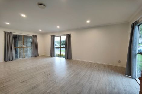 Photo of property in 27 Galsworthy Place, Bucklands Beach, Auckland, 2014