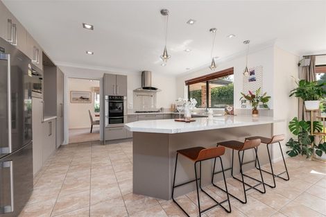 Photo of property in 39 Lake Panorama Drive, Henderson, Auckland, 0612