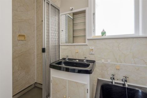 Photo of property in 21 Meadowvale Drive, Levin, 5510