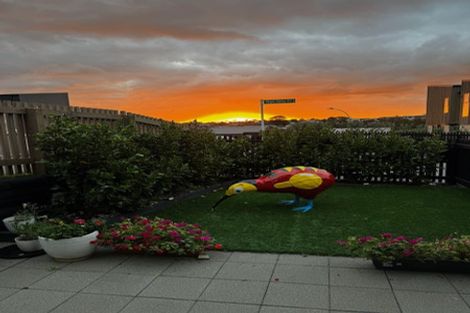 Photo of property in 2 Nga Tutu Place, Belmont, Auckland, 0622