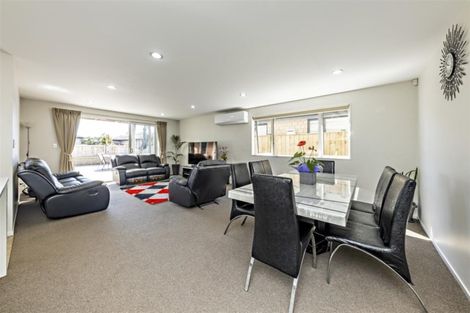 Photo of property in 384 Ormiston Road, Flat Bush, Auckland, 2019