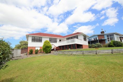 Photo of property in 125 Mcleod Road, Te Atatu South, Auckland, 0610