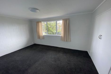 Photo of property in 16 Queens Road, Waikanae Beach, Waikanae, 5036