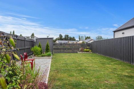 Photo of property in 17 Goldie Drive, Rangiora, 7400