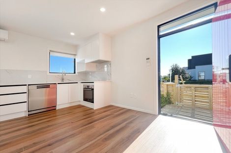 Photo of property in 21 Tahingamanu Road, Hobsonville, Auckland, 0616