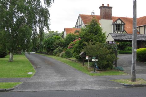 Photo of property in 118 Walter Strevens Drive, Conifer Grove, Takanini, 2112