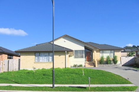 Photo of property in 22 Fairford Avenue, Henderson, Auckland, 0612