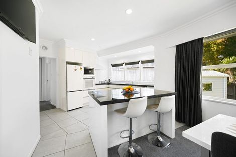 Photo of property in 2 Awatere Avenue, Beerescourt, Hamilton, 3200